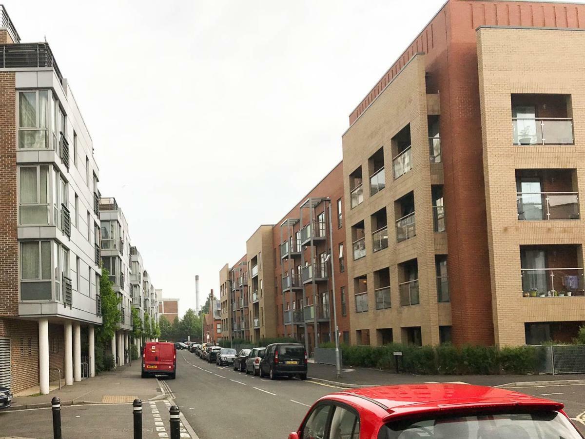 City Centre Apartment Portsmouth Buitenkant foto