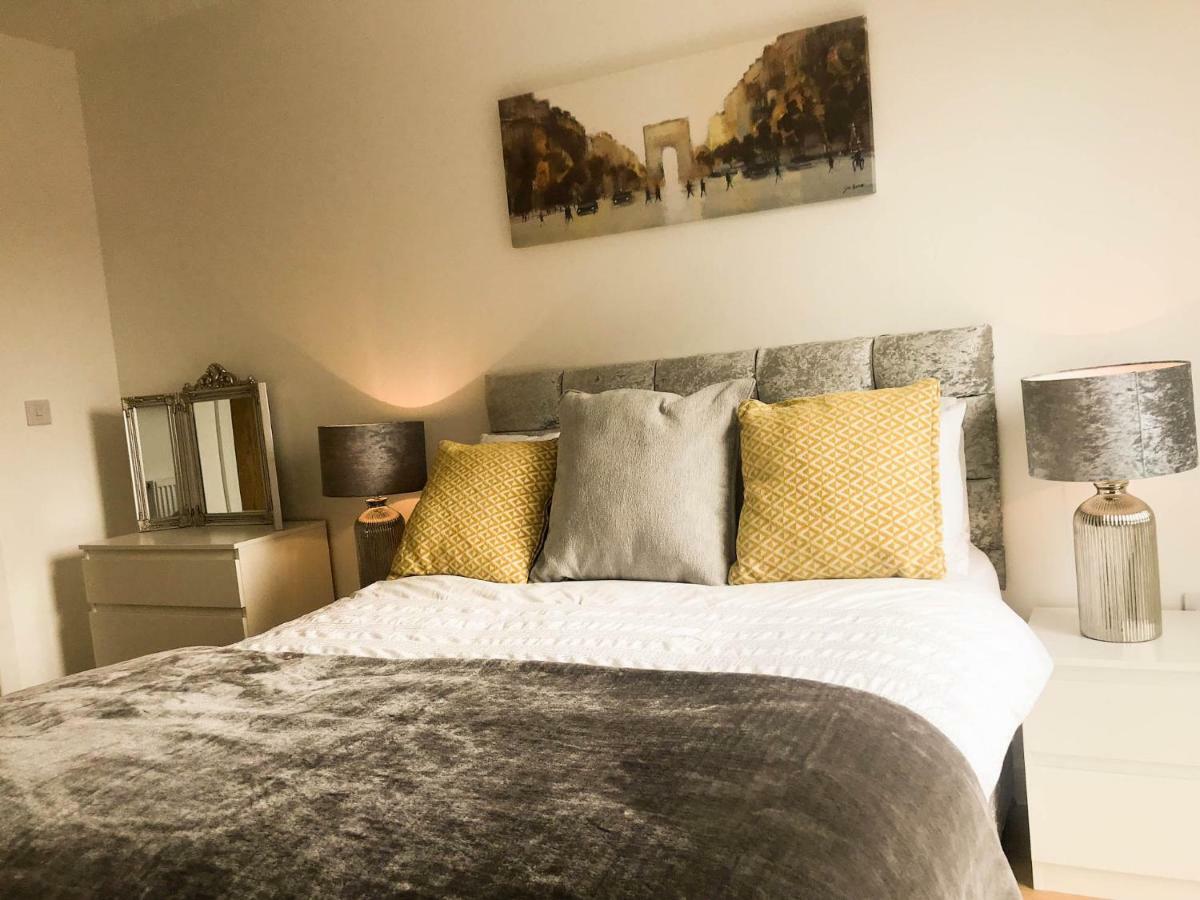 City Centre Apartment Portsmouth Buitenkant foto
